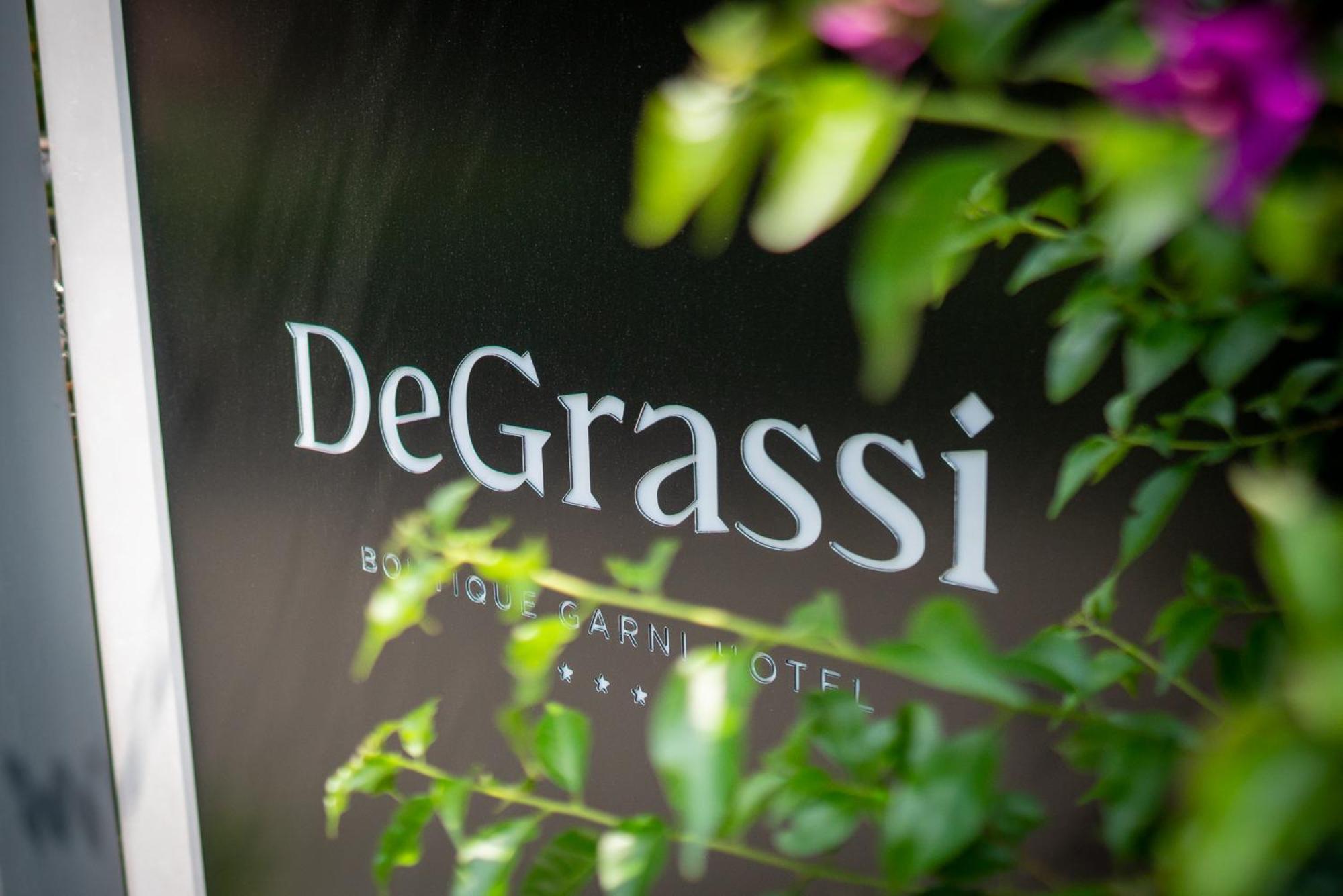 Degrassi Boutique Garni Hotel Изола Экстерьер фото